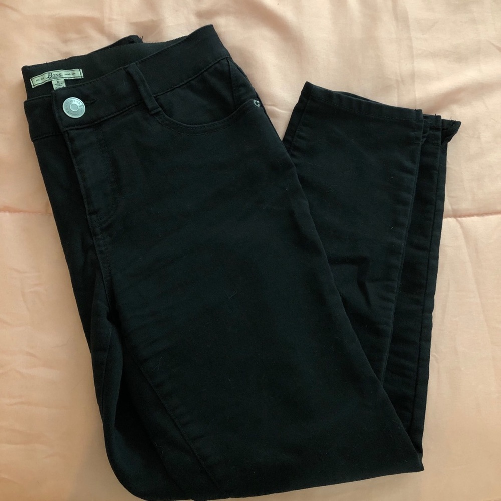 Capri pants